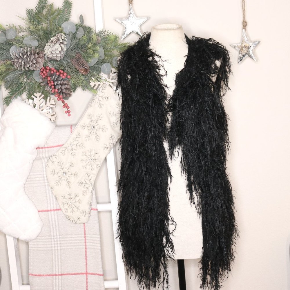 SUN & SHADOW Knitted Shag Style Sweater Vest Black